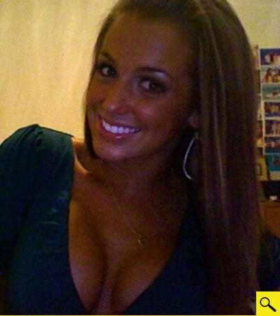 SEXIEST COLLEGE GIRL Big Anal Plug