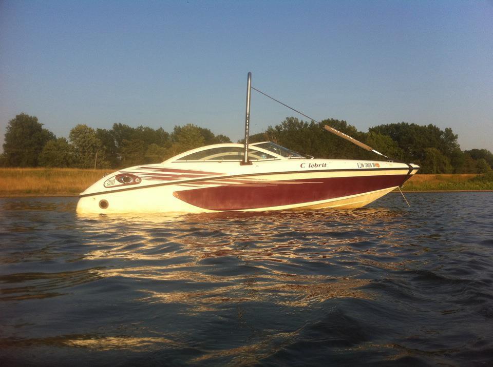boat 2.jpg