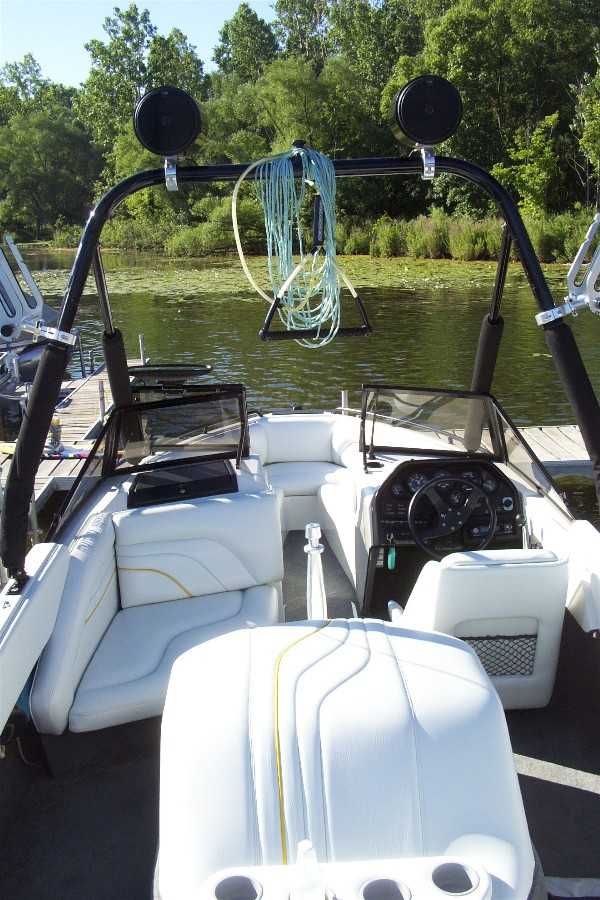 boat_pics 002_reva.jpg