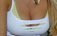 cleavage020.jpg