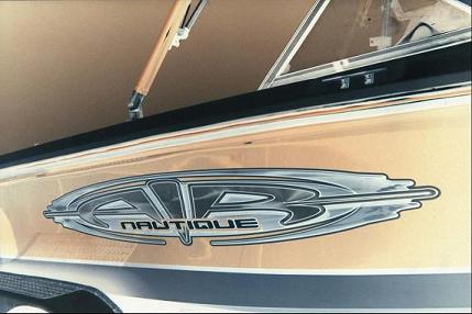 crazy boat pic 1.JPG