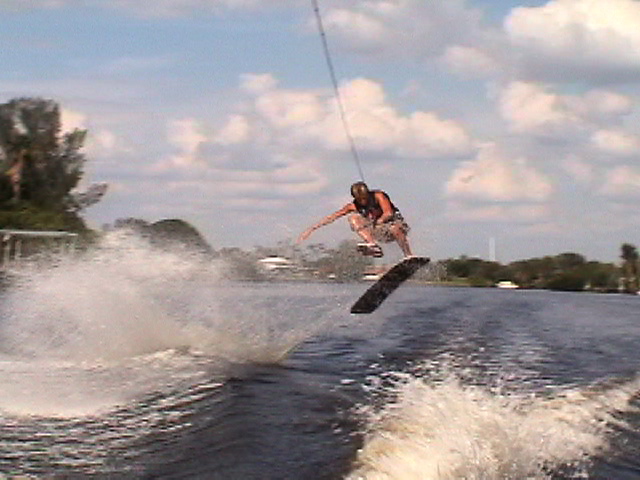 nick - w2w kickflip 2.jpeg