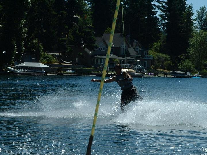 nosepress on gate.JPG