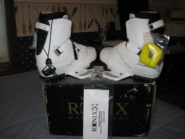 Ronix One Bindings.JPG