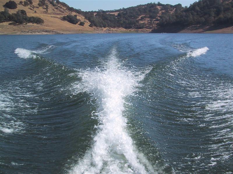 Supreme Wake-Close2 (Medium).JPG