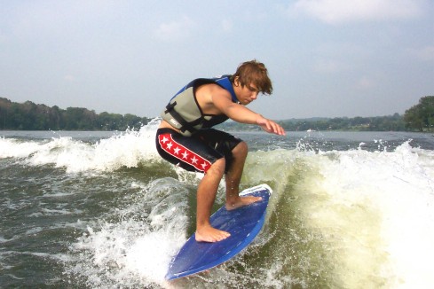tyler_wakesurf.jpg
