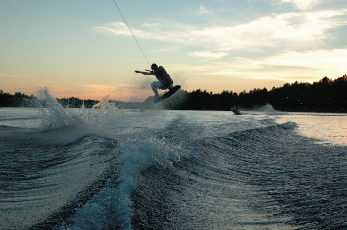 Wakeskate.jpg